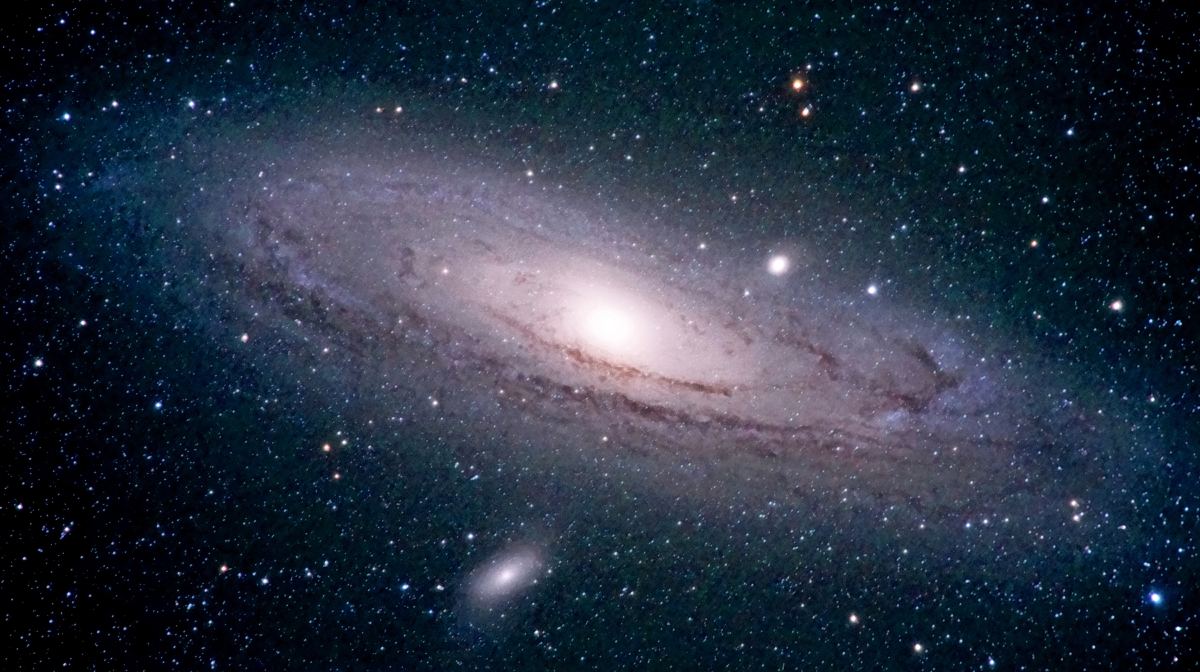 La existencia de vida extraterrestre: investigaciones científicas y testimonios
